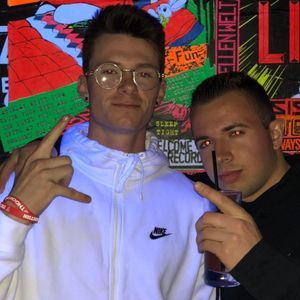 Meet your Posher, Travis